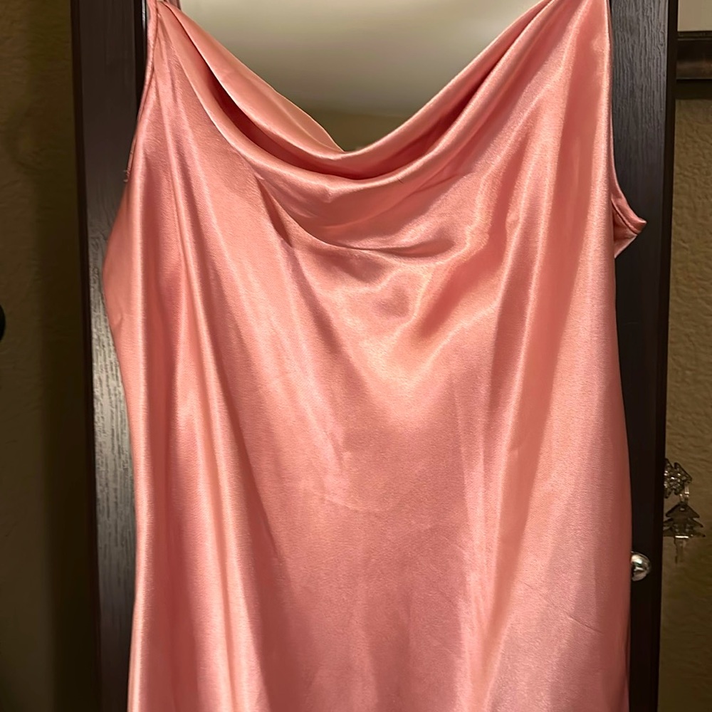 Think ballet midi pink delicate dress!